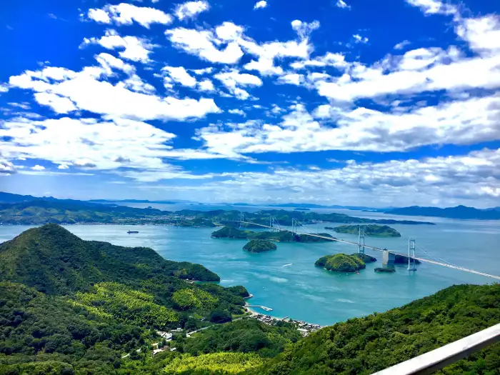 10月に日本で訪れるべきおすすめスポット10選 ― 美しい秋を一緒に満喫しましょう!